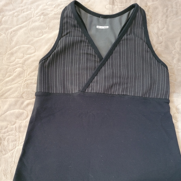 Women's Lululemon tank top - Picture 1 of 3